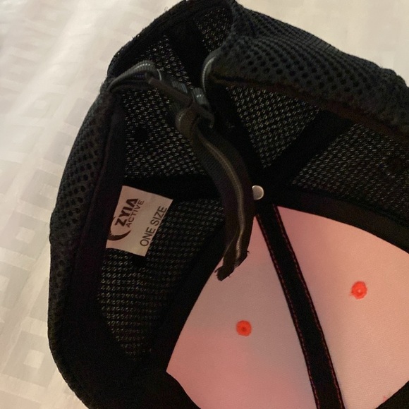 Zyia active ball hat Pink and Black Cap - Picture 3 of 4